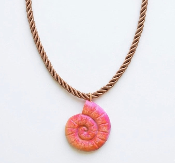 SUNSET NAUTILUS CORD NECKLACE