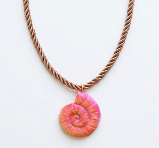 SUNSET NAUTILUS CORD NECKLACE